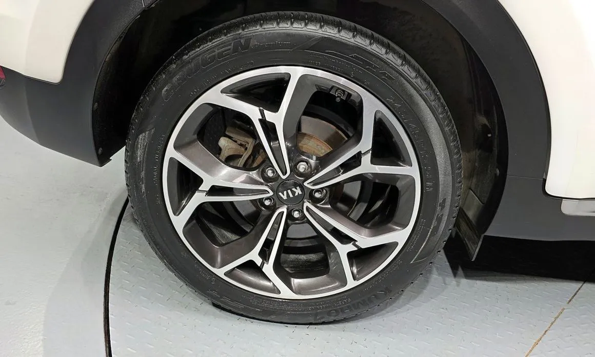Kia Sportage — фото 5