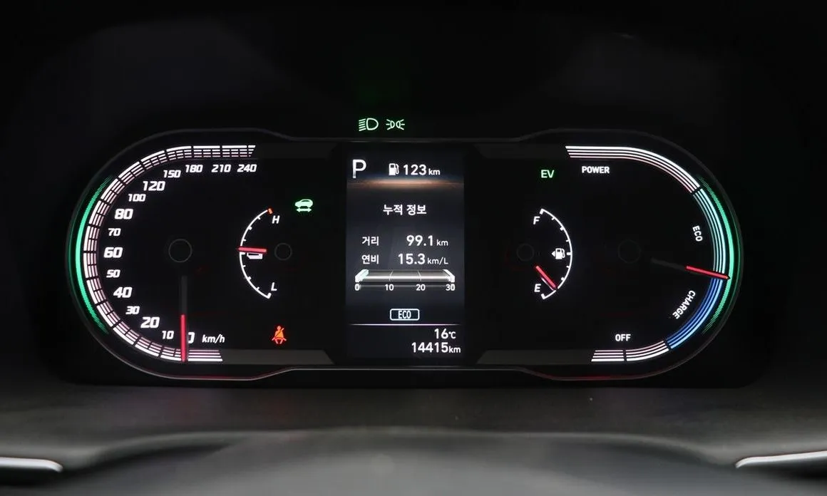 Hyundai Tucson 2023 из KR, фото 2