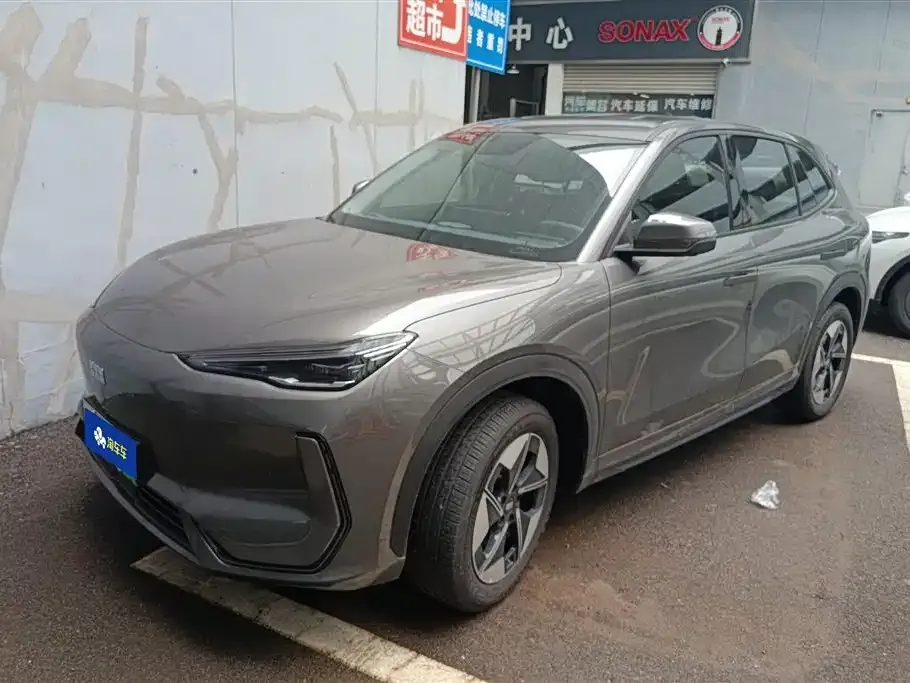 Geely Galaxy E5