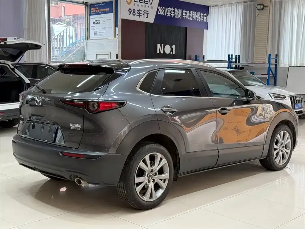 Mazda CX-30 — фото 7