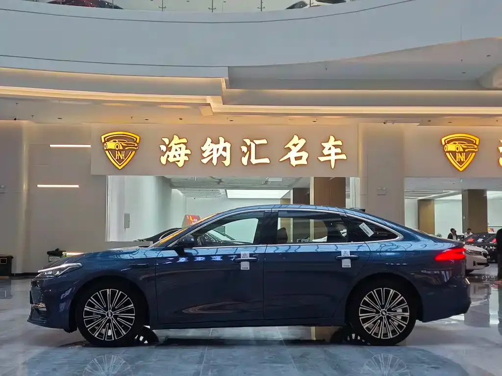 Geely 银河A7 EM — фото 9