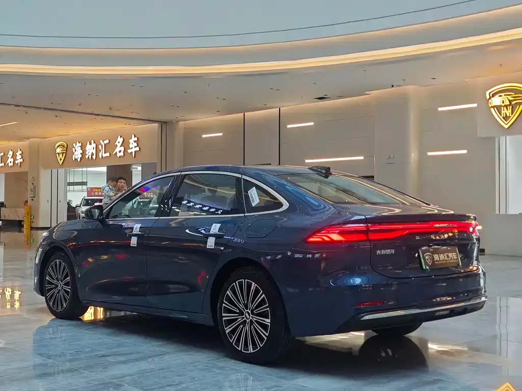 Geely 银河A7 EM — фото 5