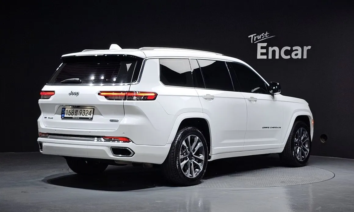 Jeep Cherokee — фото 3