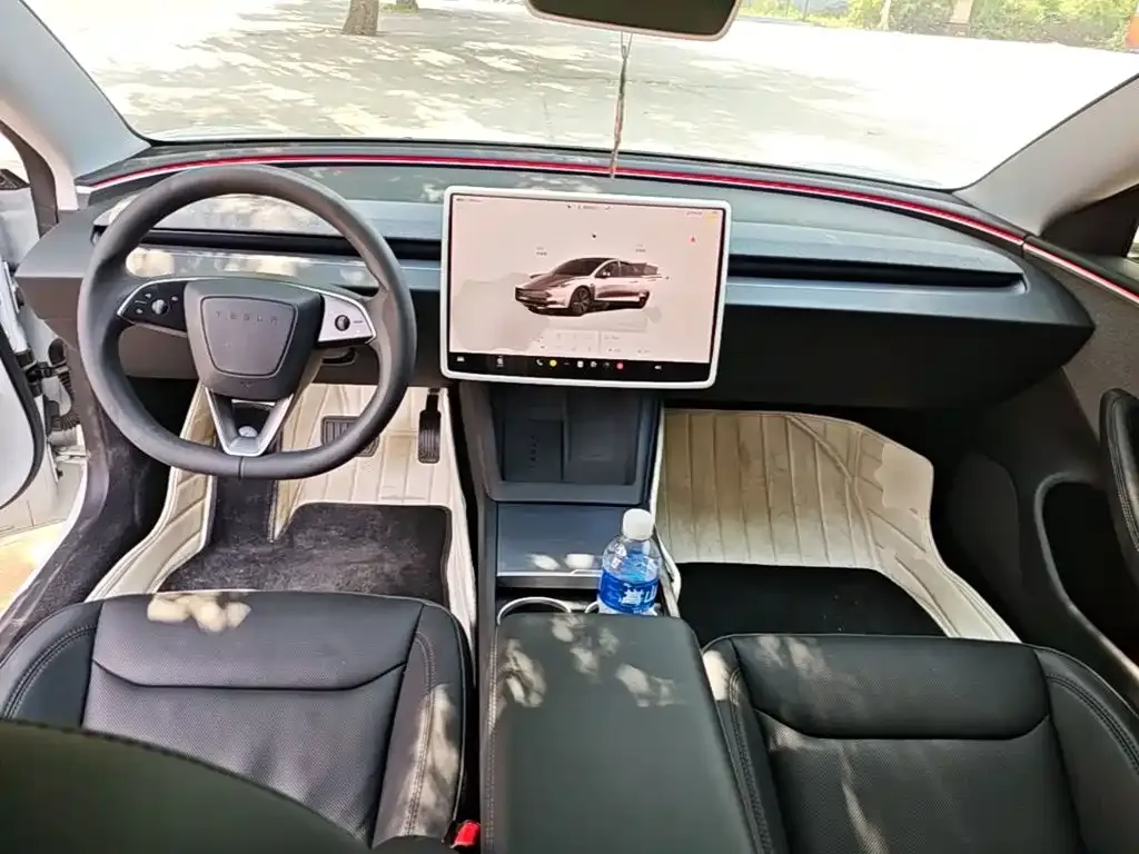 Tesla Model 3 — фото 4