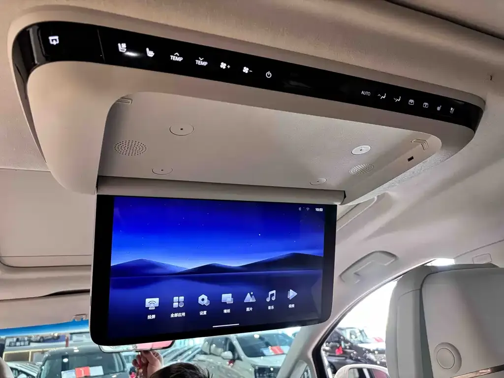Buick GL8 Hybrid — фото 3