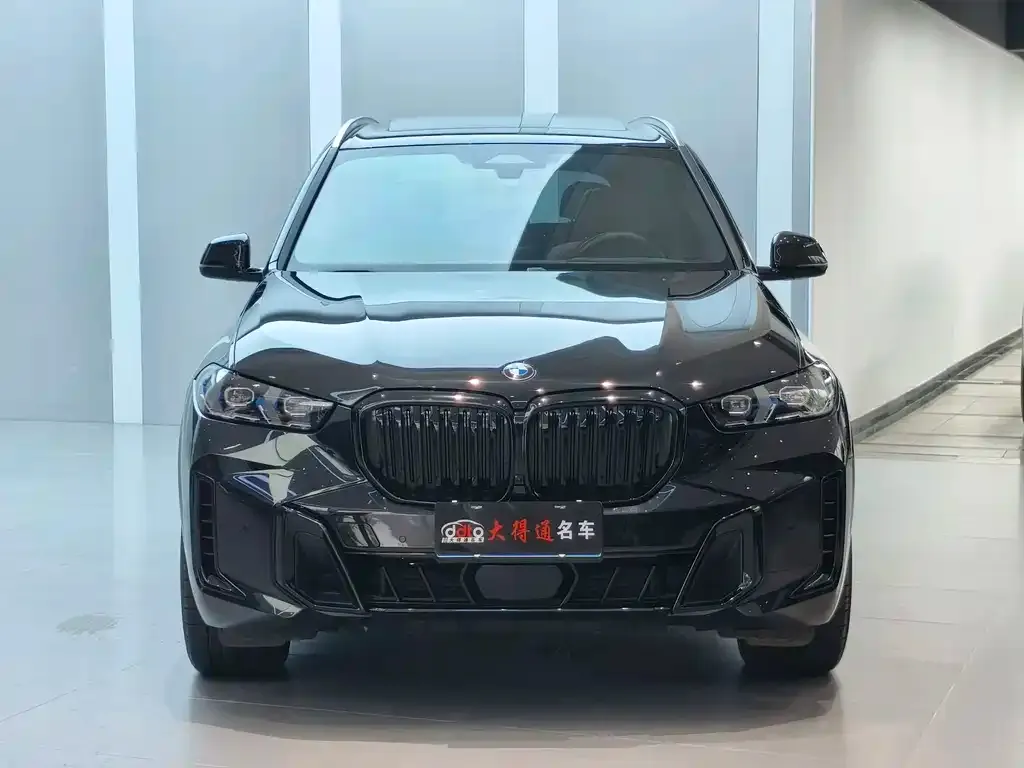 BMW X5 2024 из CN, фото 2