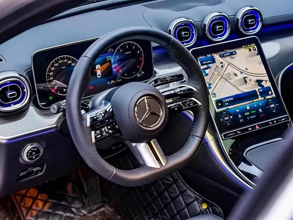 Mercedes-Benz C-Class — фото 10