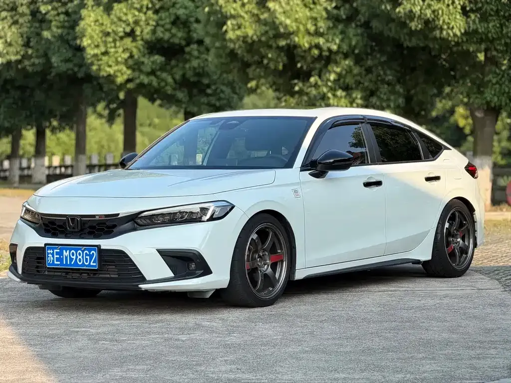 Honda Civic — фото 1