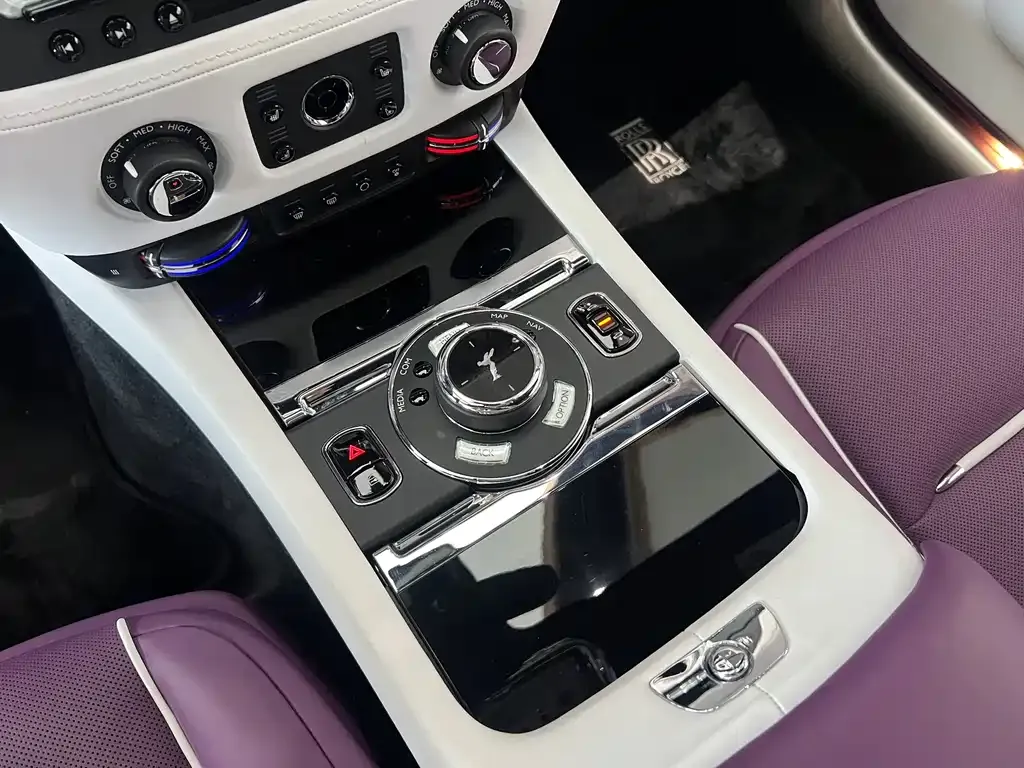 Rolls-Royce Wraith 2022 из CN, фото 8