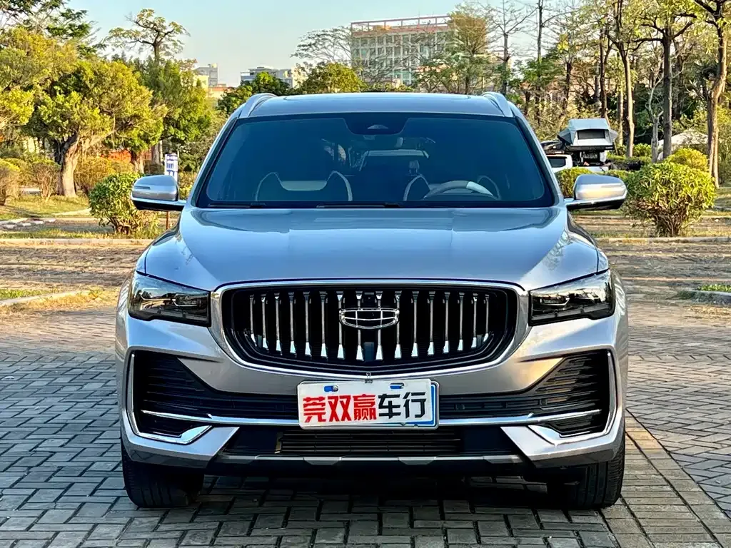 Geely Xingyue L — фото 9