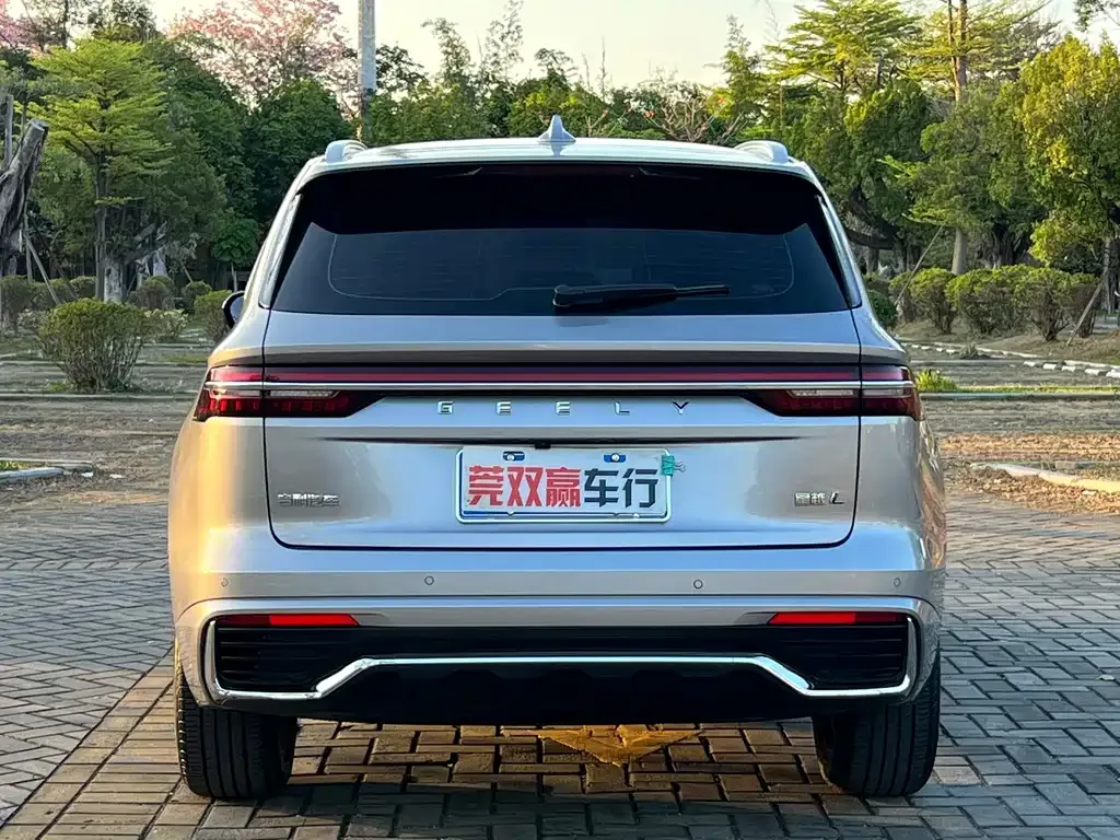 Geely Xingyue L — фото 6