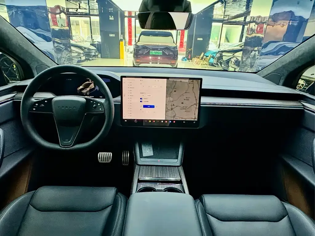 Tesla Model X 2023 из CN, фото 3