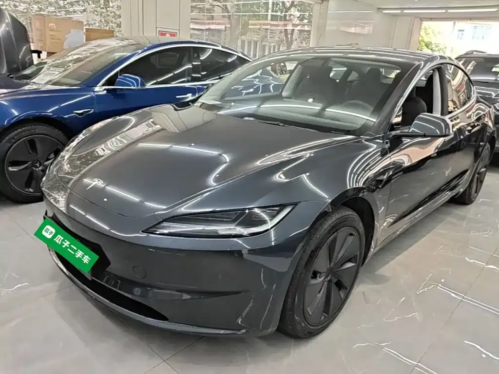 Tesla Model 3 — фото 6