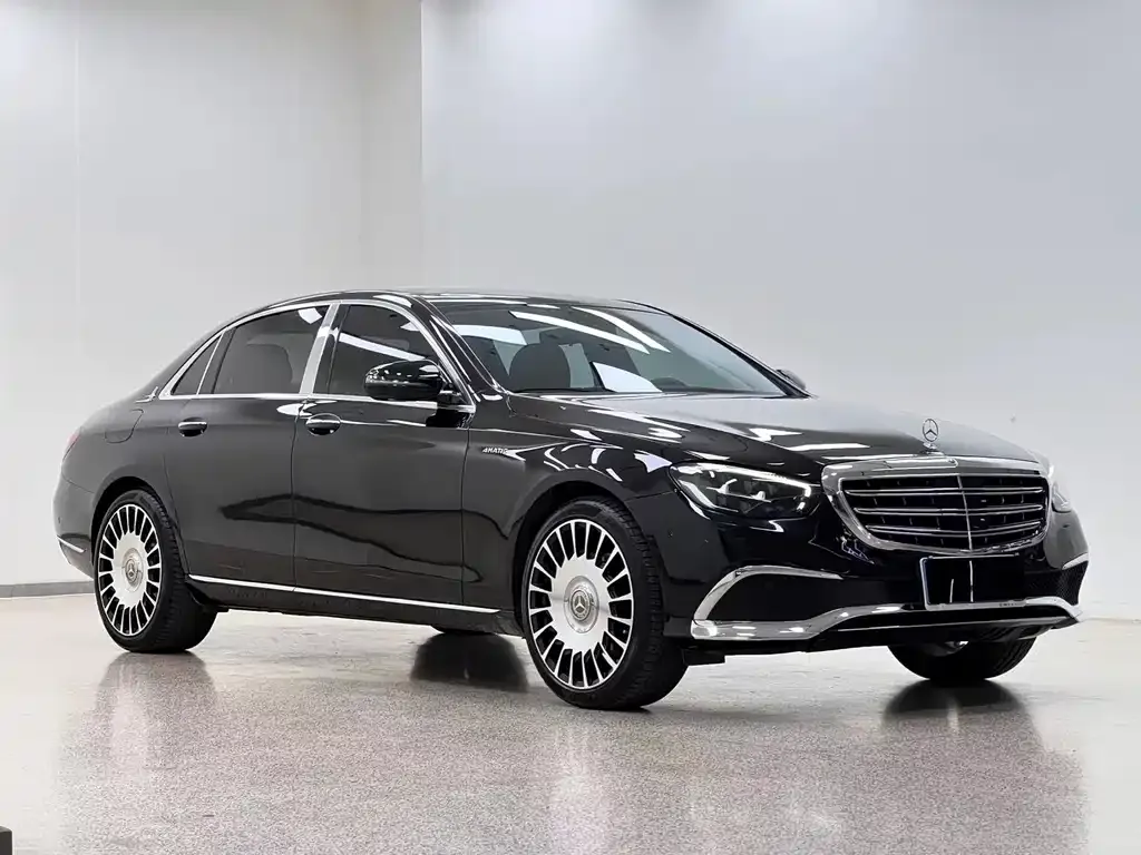 Mercedes-Benz E-Class — фото 10