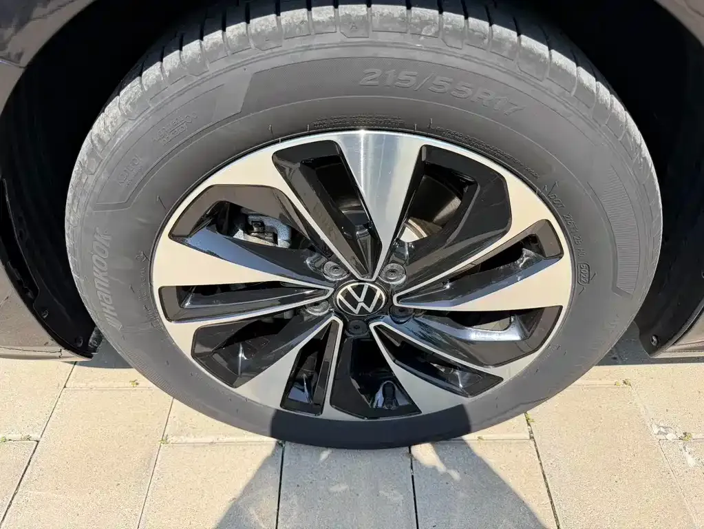 Volkswagen Passat — фото 3