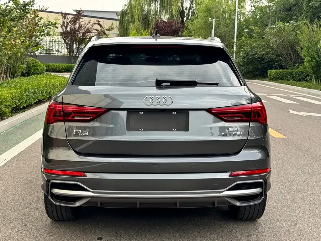 Audi Q3 — фото 5