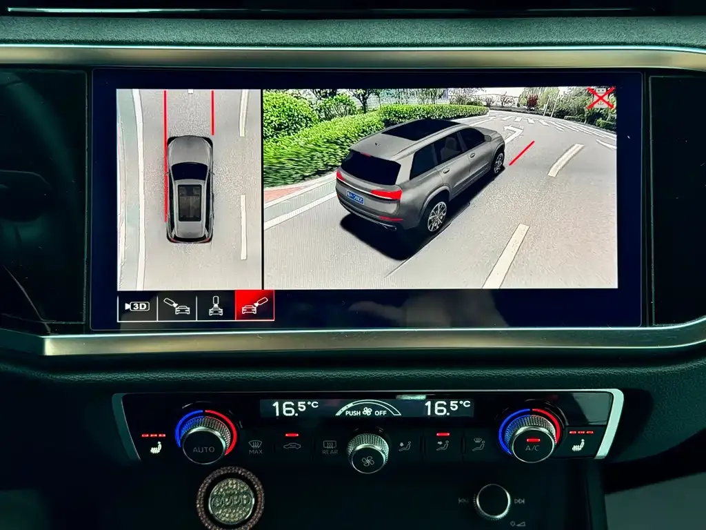 Audi Q3 — фото 10