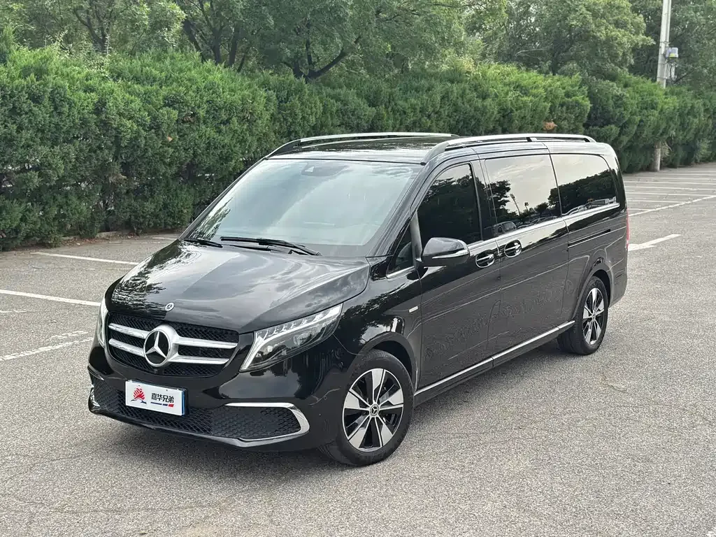 Mercedes-Benz V-Class — фото 2