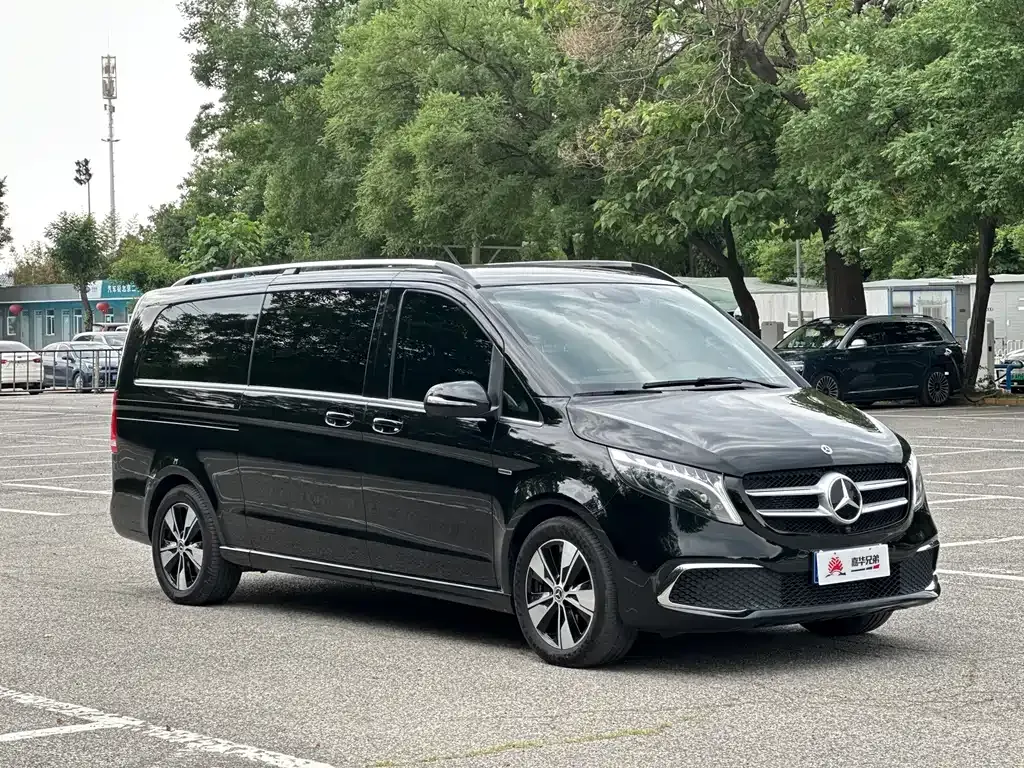Mercedes-Benz V-Class — фото 6