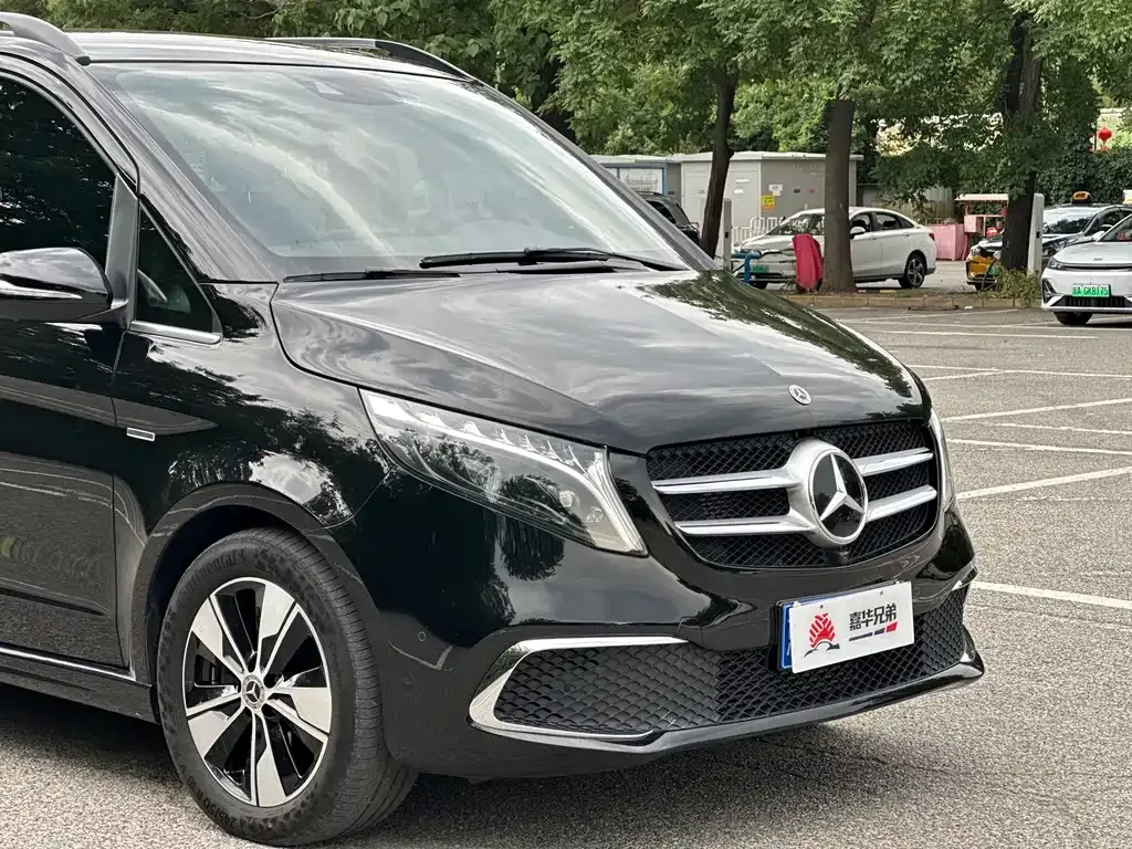 Mercedes-Benz V-Class — фото 5