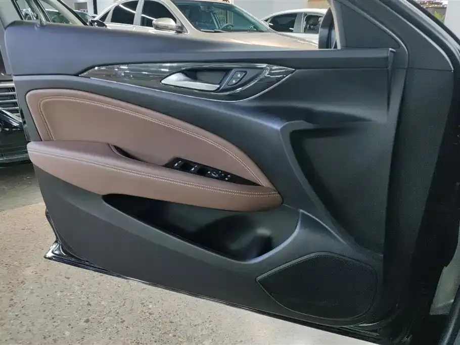 Buick Regal — фото 2