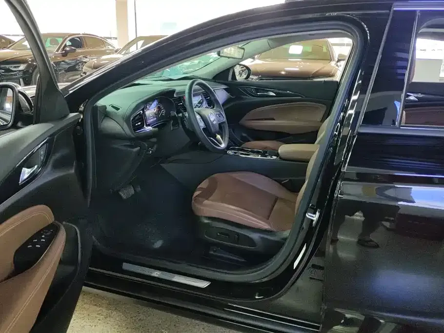 Buick Regal — фото 8