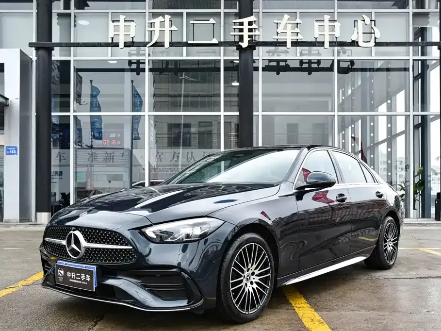 Mercedes-Benz C-Class — фото 1