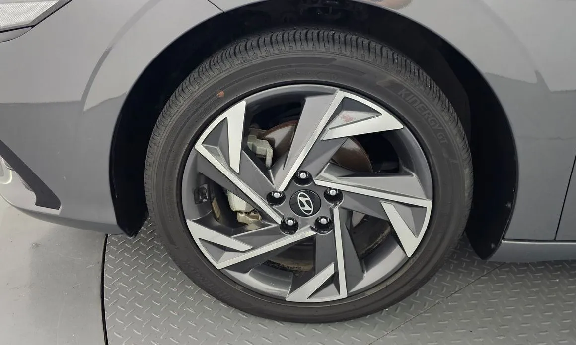 Hyundai AVANTE — фото 4