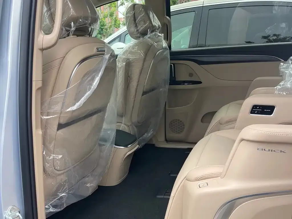 Buick GL8 Hybrid 2025 из CN, фото 2