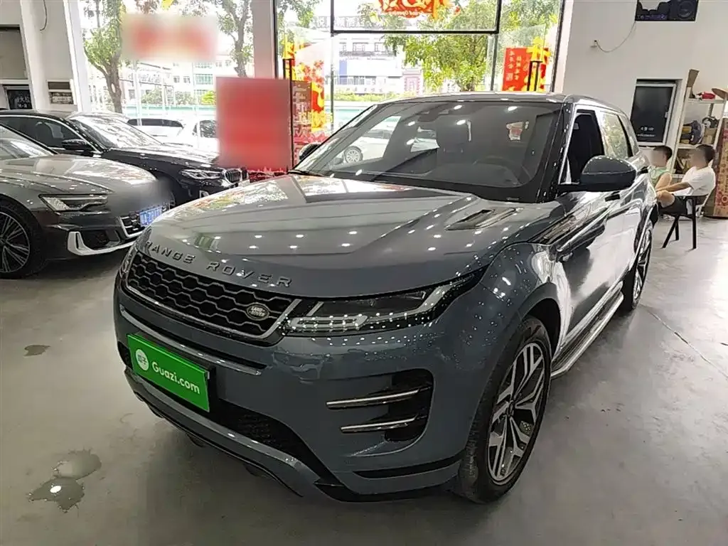Land Rover Evoque — фото 1