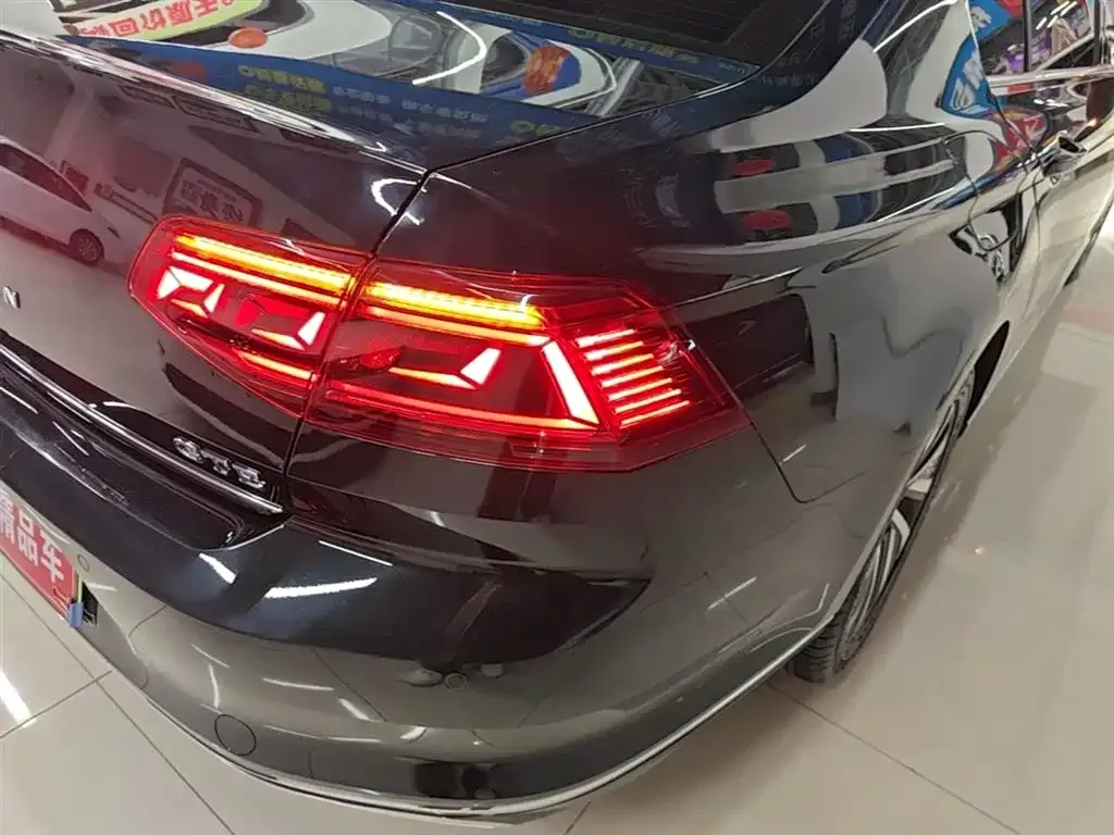 Volkswagen Magotan GTE PHEV 2023 из CN, фото 5