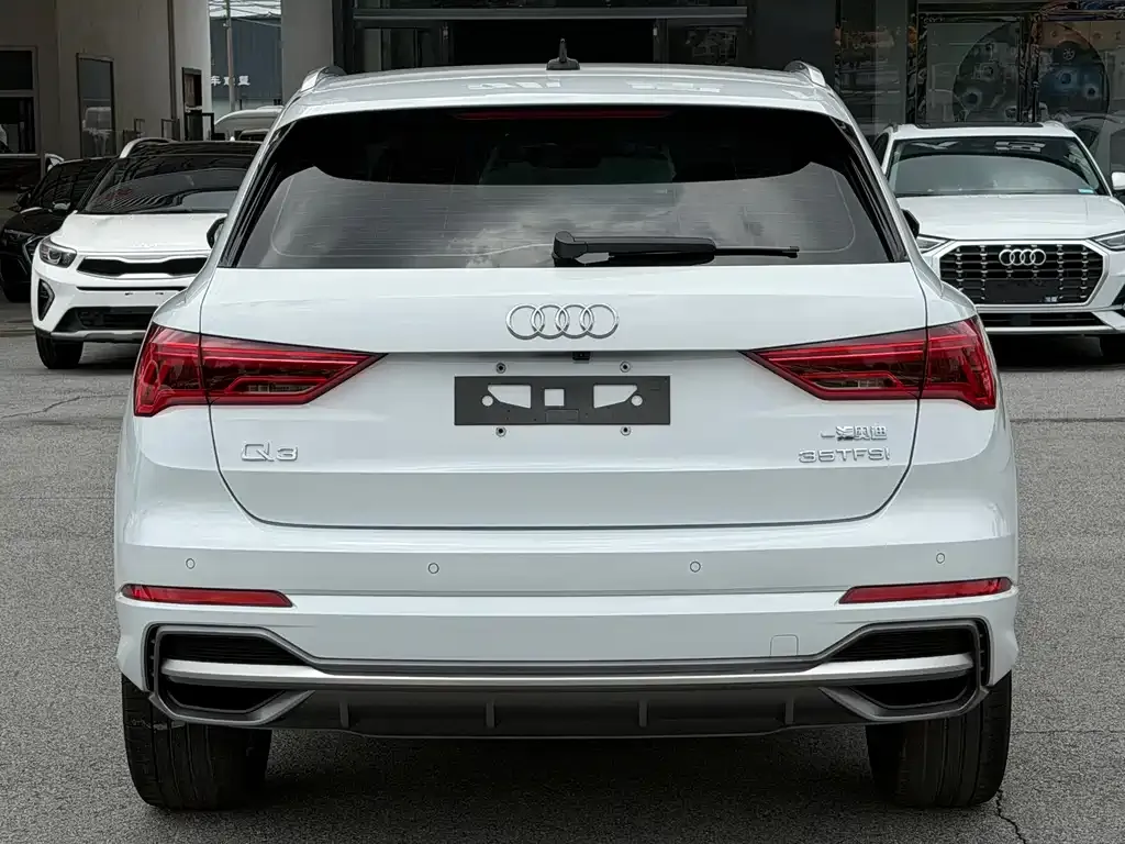 Audi Q3 — фото 4