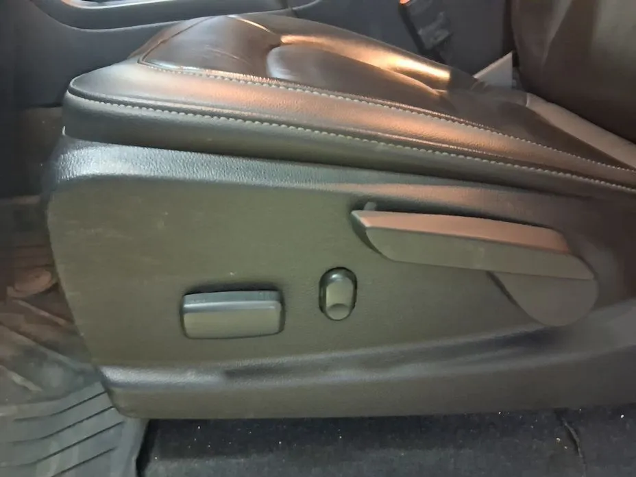 Chevrolet (GM Daewoo) Colorado 2021 из KR, фото 4