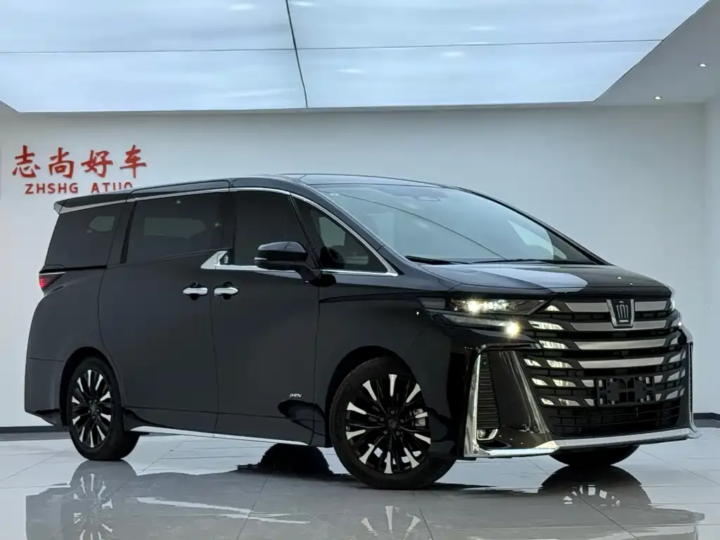 Toyota Vellfire — фото 4