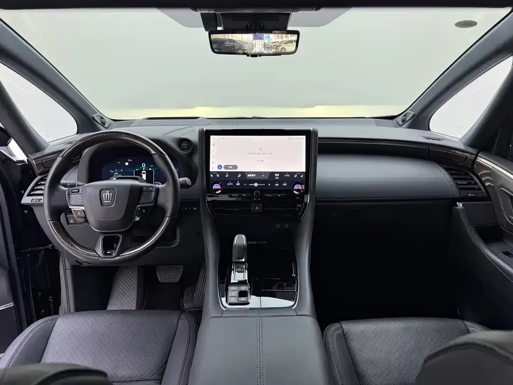 Toyota Vellfire — фото 9