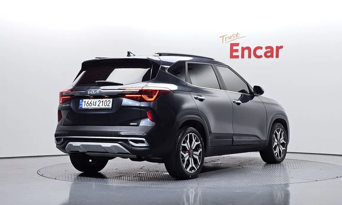 Kia Seltos 2023 из KR, фото 2