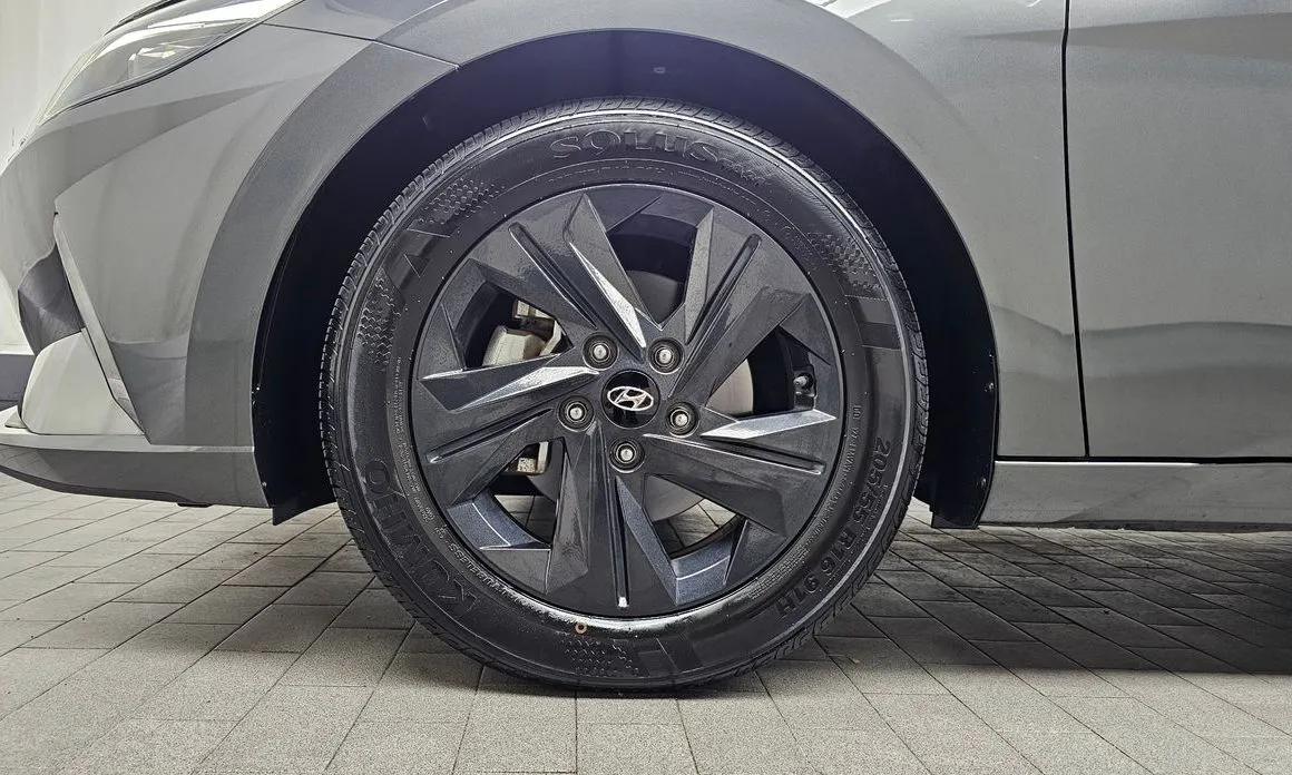 Hyundai AVANTE — фото 9