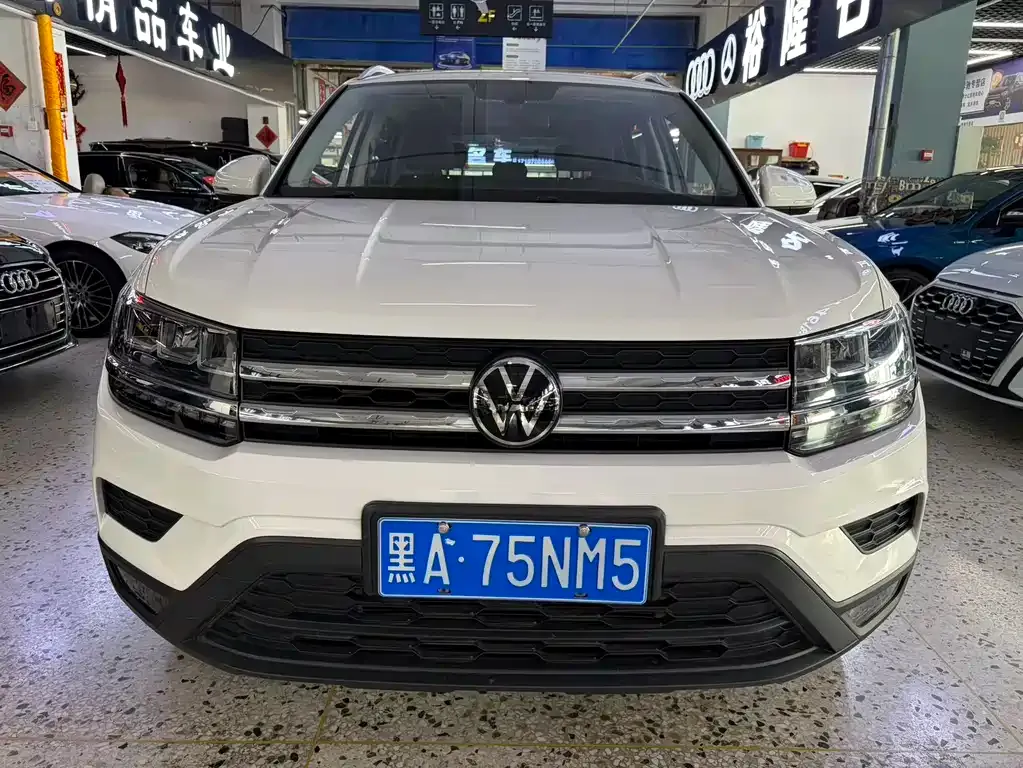 Volkswagen Tharu — фото 3