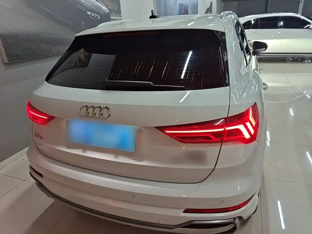 Audi Q3 — фото 5
