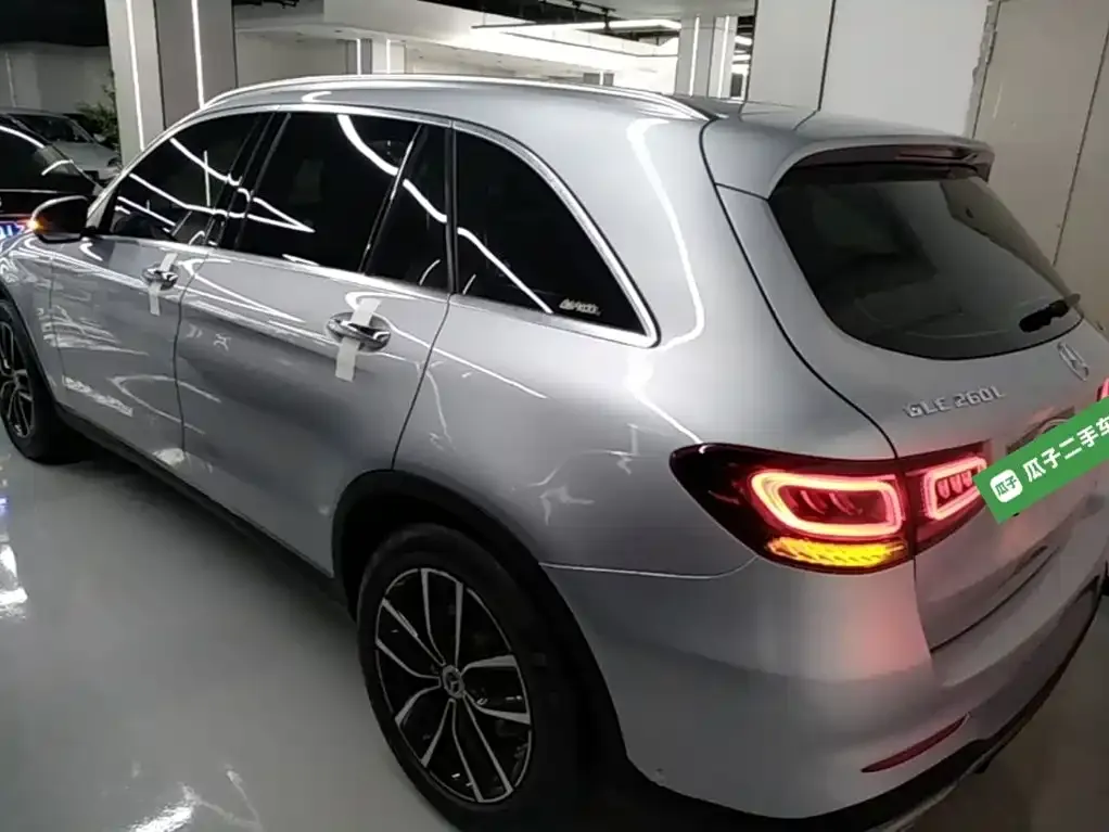 Mercedes-Benz GLC — фото 3