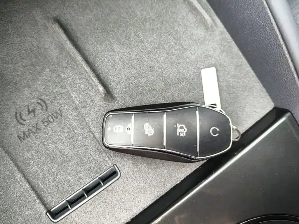 BYD Seal 06GT 2025 из CN, фото 9