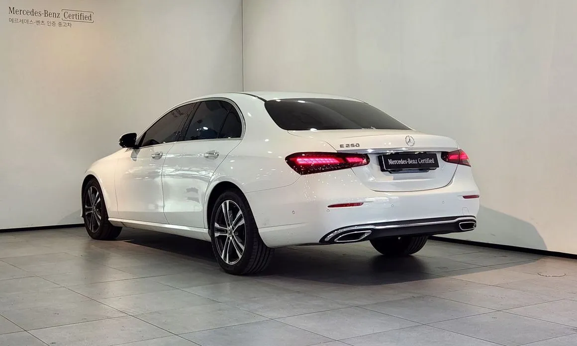 Mercedes-Benz E-Class 2023 из KR, фото 4