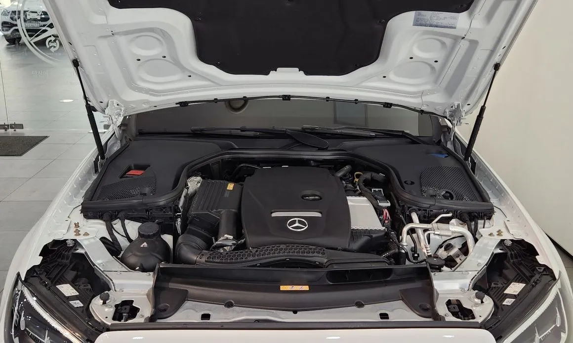 Mercedes-Benz E-Class 2023 из KR, фото 3