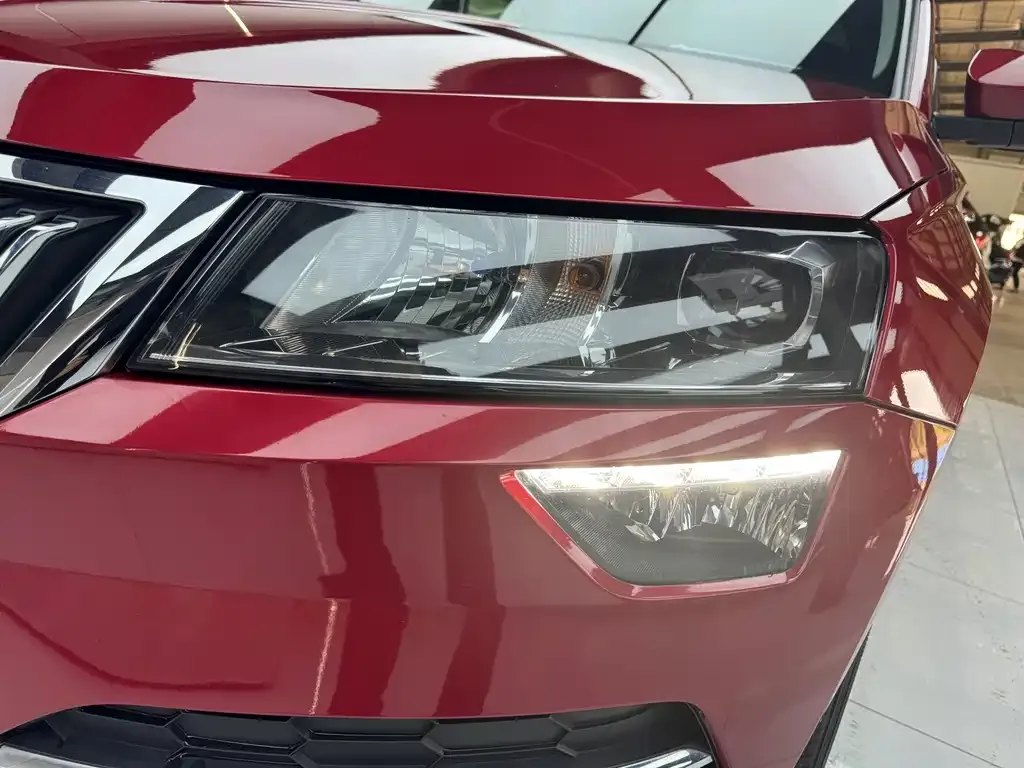 Skoda Karoq 2022 из CN, фото 2