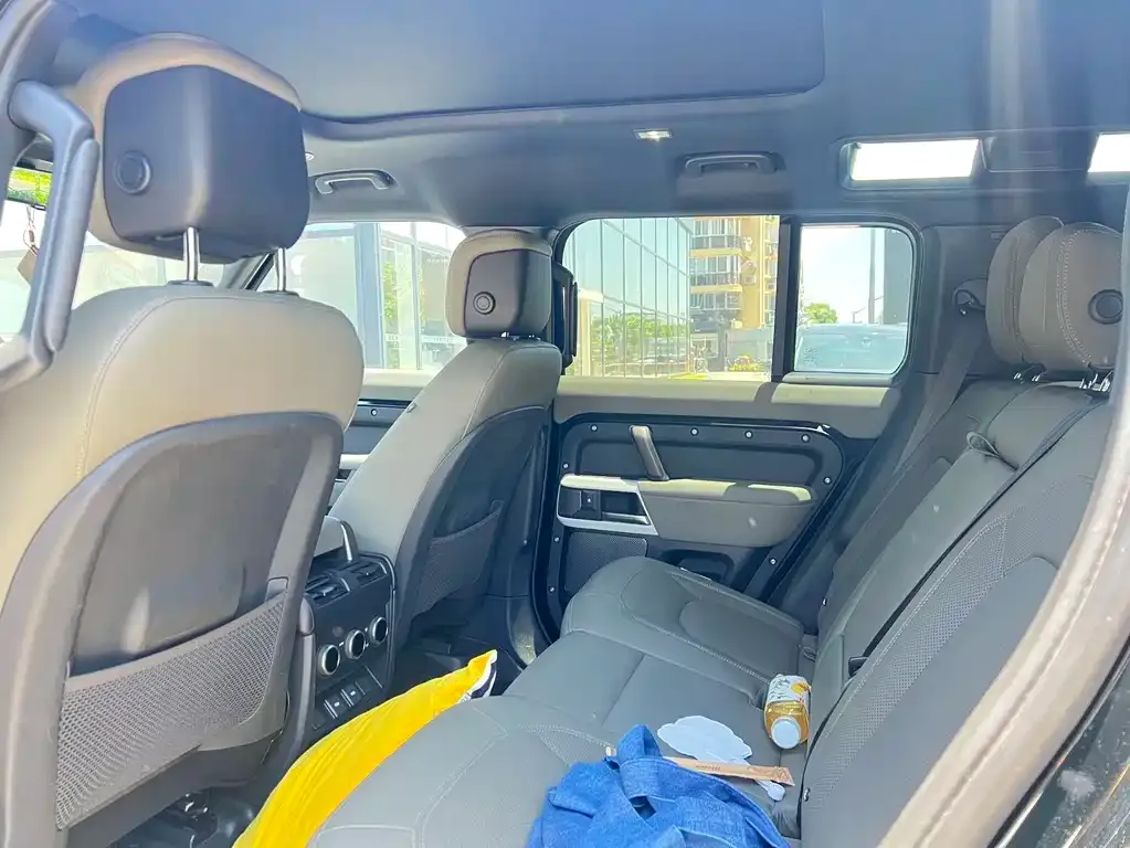 Land Rover Defender — фото 2