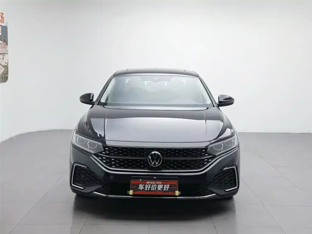 Volkswagen Passat — фото 6
