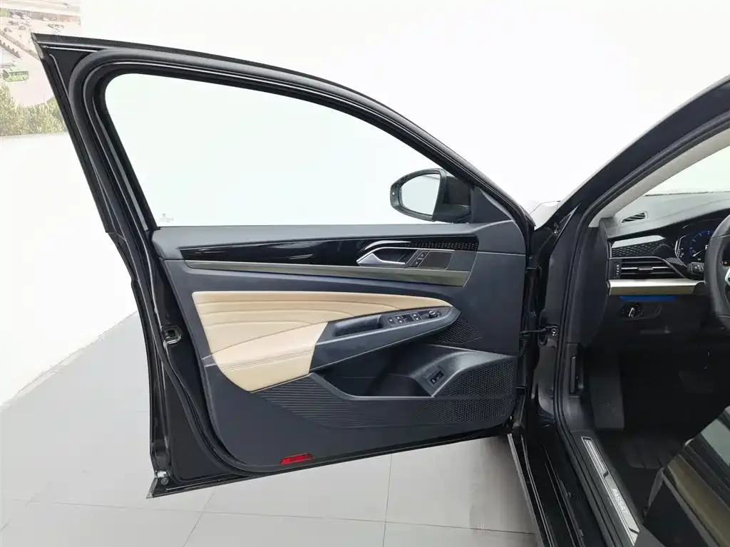 Volkswagen Passat — фото 4