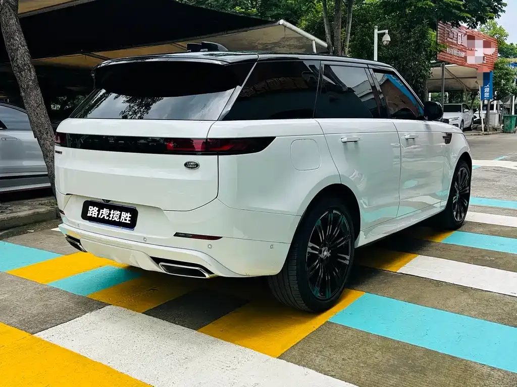 Land Rover Sport 2023 из CN, фото 2