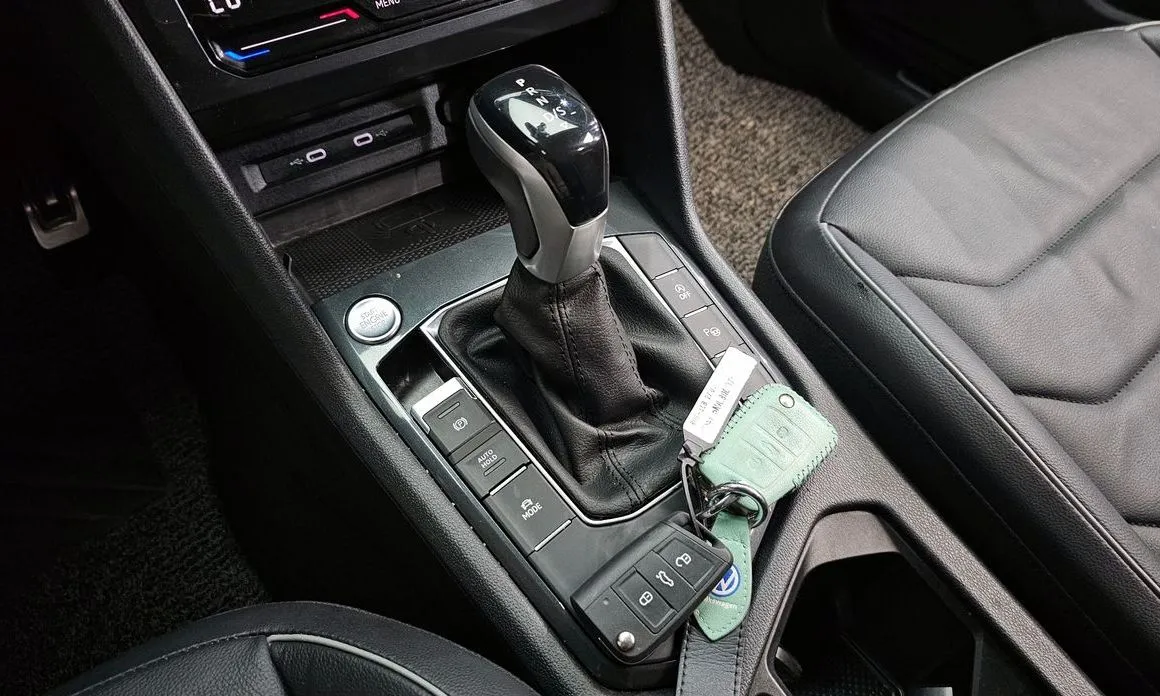 Volkswagen Tiguan 2023 из KR, фото 6
