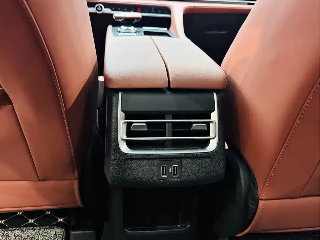 Changan CS75PLUS — фото 3